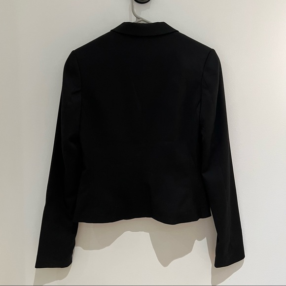 Black fitted blazer - H&M size 4 - Picture 2 of 3
